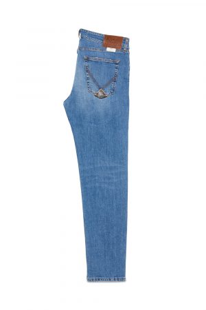 RRU075CH422749_C0999_01